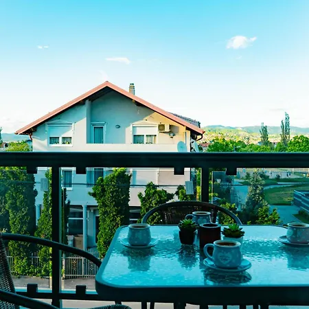 Deluxe * Sarajevo