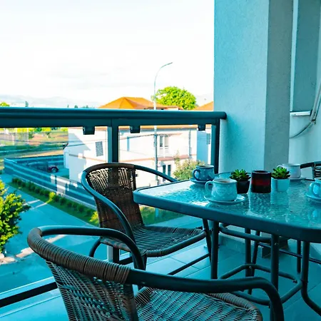 Deluxe Apartment *
